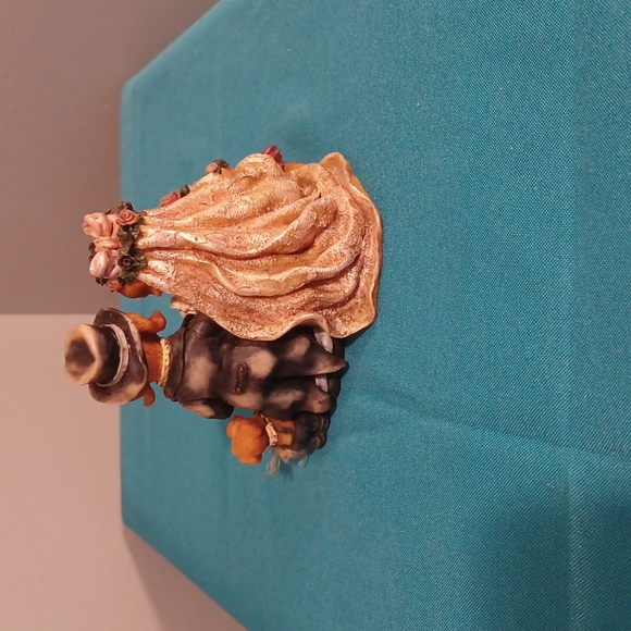 Barkley  Crossing " Our Love is Furever" 1996 collectable - Picture 5 of 8